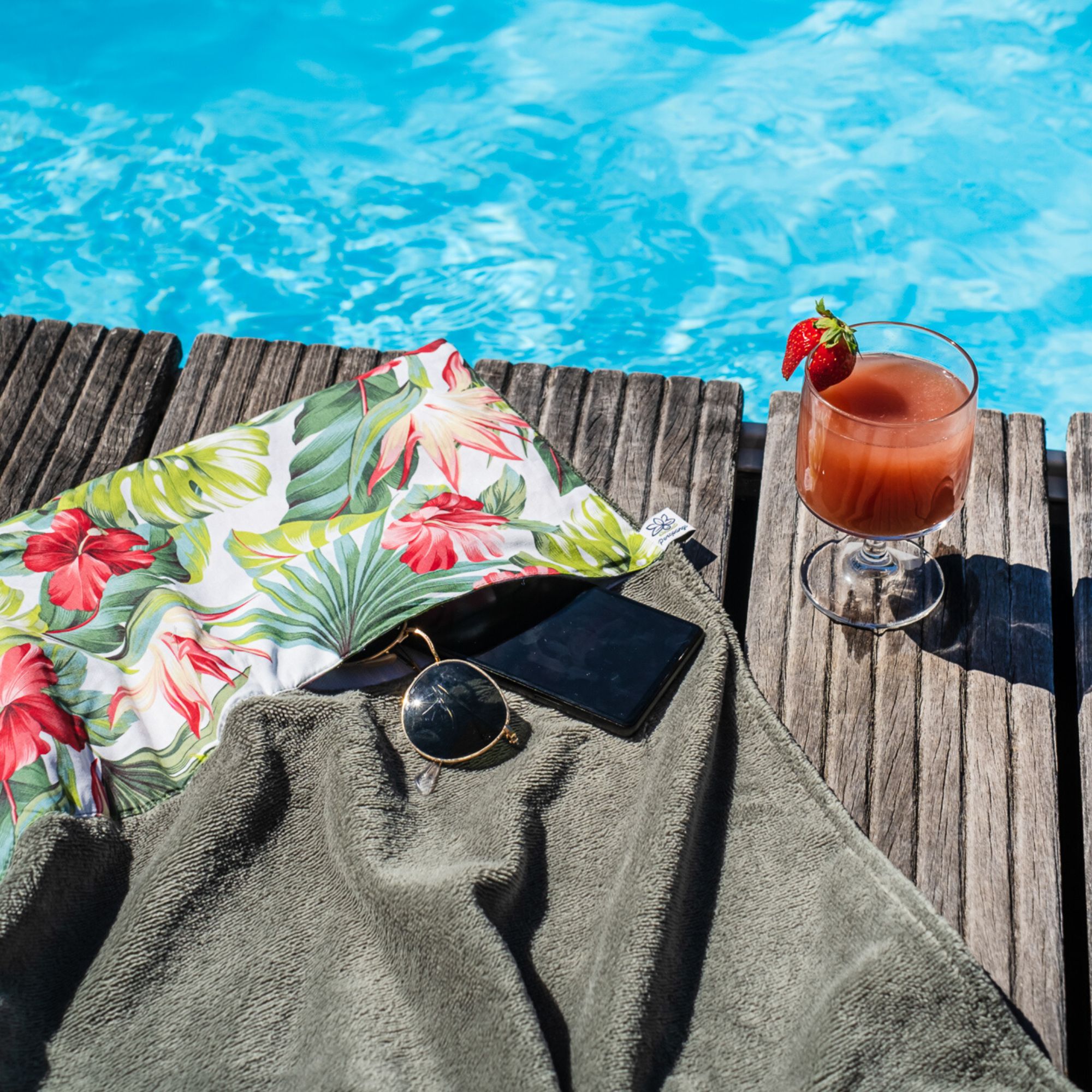 Serviette de plage XL avec 2 poches – Hibiscus – Image 7