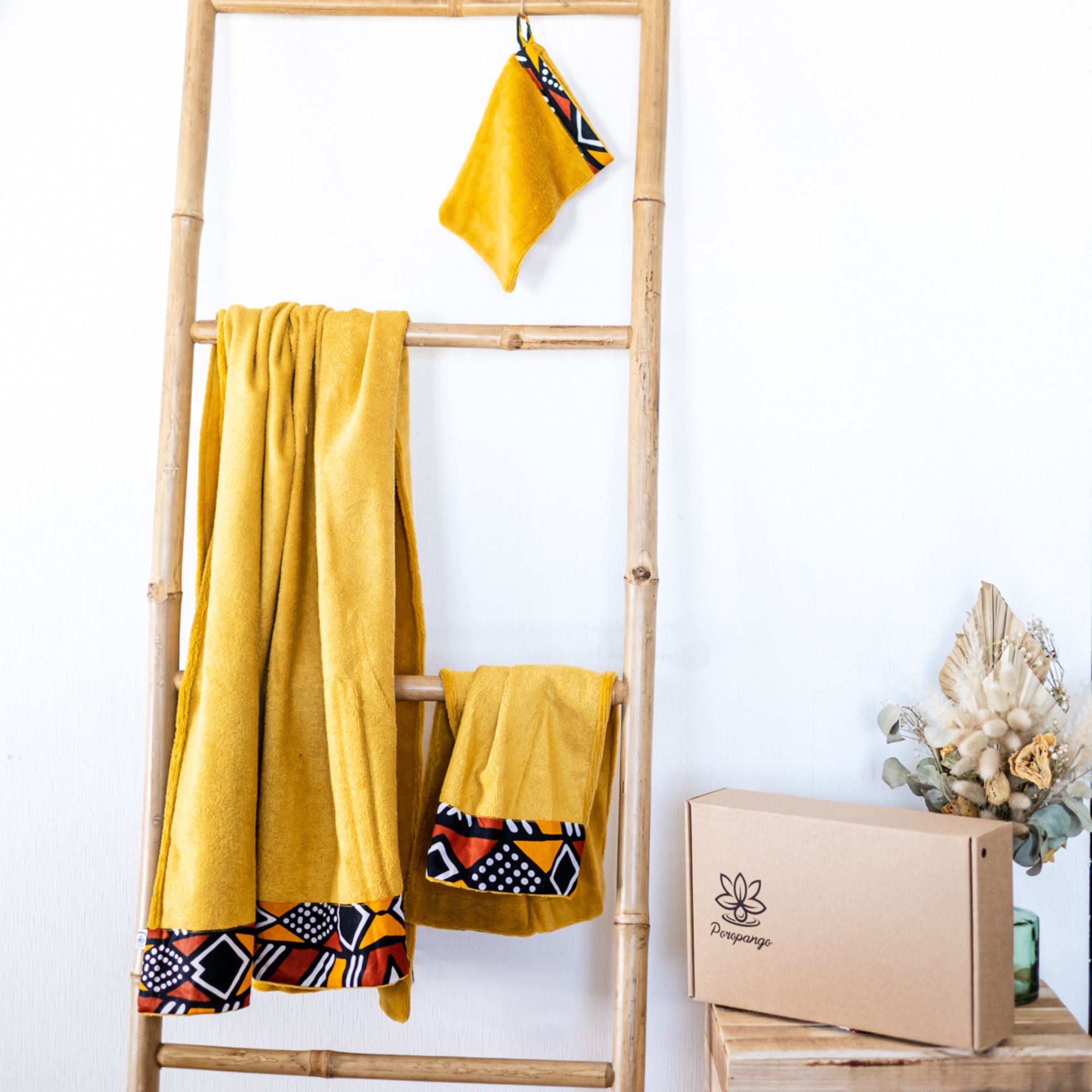 Coffret linge de bain de la collection Bogolan de Poropango