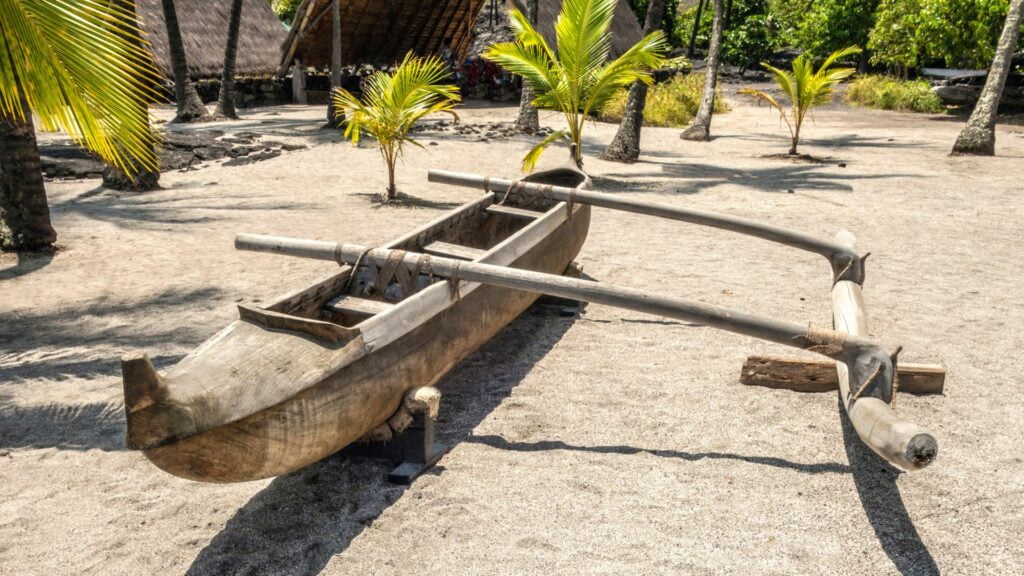 Canoé traditionnel Polynésien